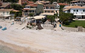 Salt & Sun Apartments By Konnect, At Kaminaki Beach